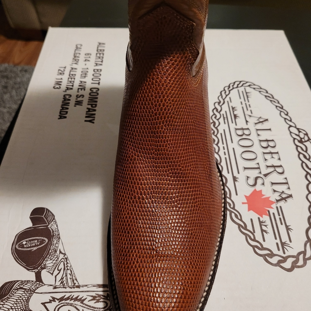 Alberta Boot Cowboy Boots